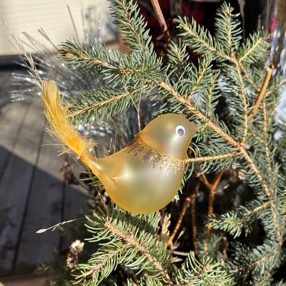 Vintage Christmas Street Glass Ornaments - Picture 4 of 7